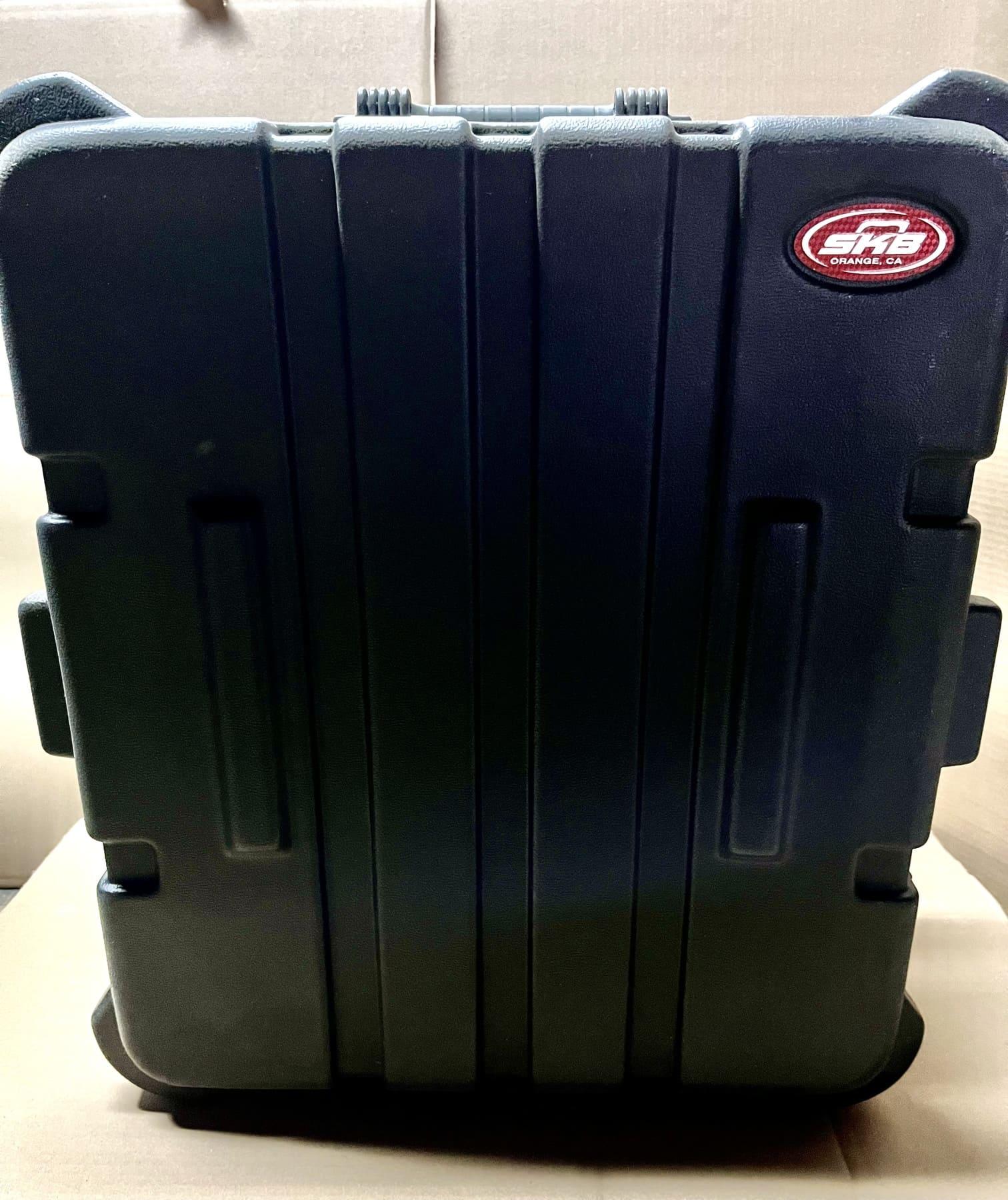 SKB 12U ポップアップラック
